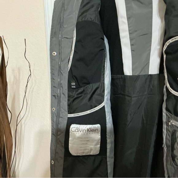 Calvin Klein Performance Women’s Quilted Puffer Jacket with Hood Size S - Picture 8 of 14